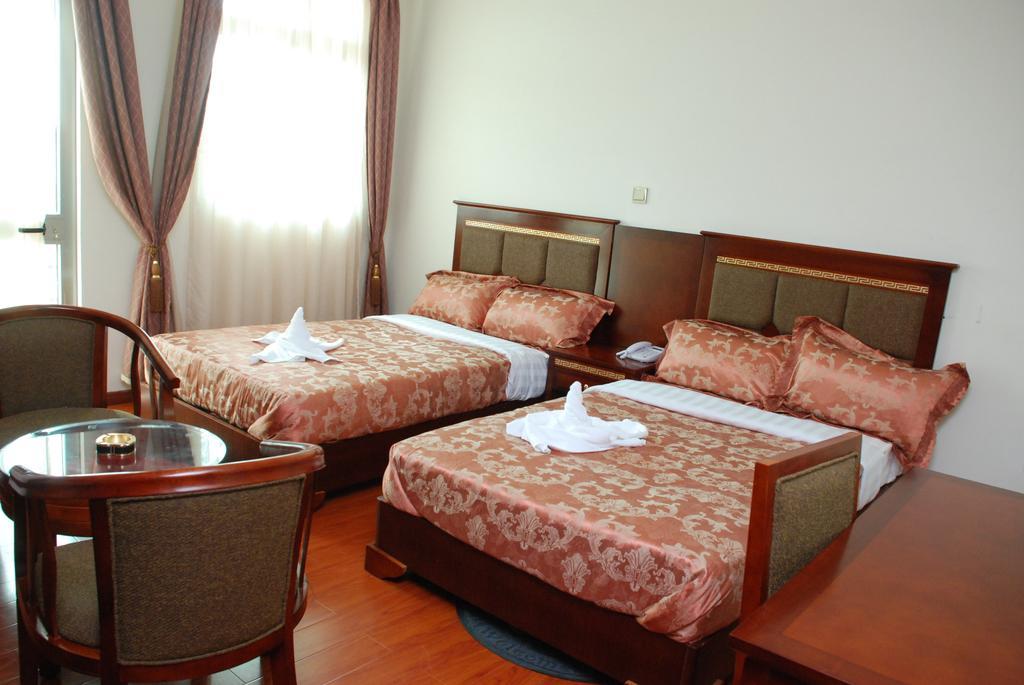 Addis Amba Hotel Bahir Dar Exterior foto