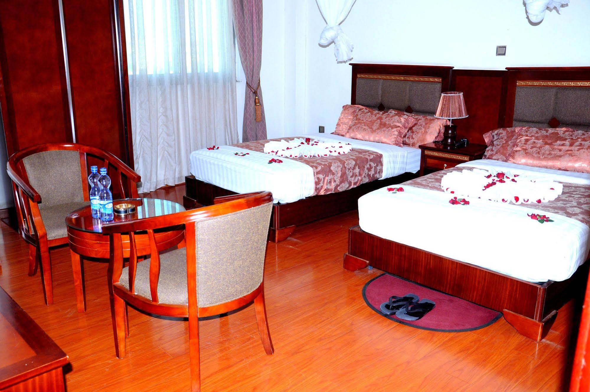 Addis Amba Hotel Bahir Dar Exterior foto